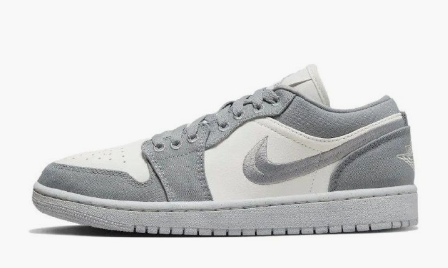 Кроссовки Nike Air Jordan 1 Low SE Light Steel Grey — изображение 2
