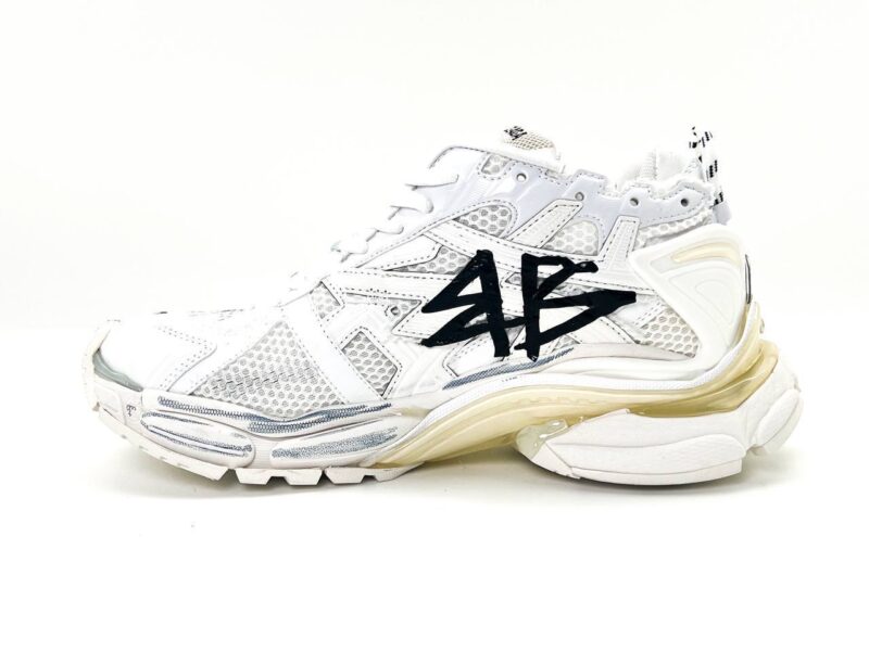 Кроссовки Balenciaga Runner Graffiti White