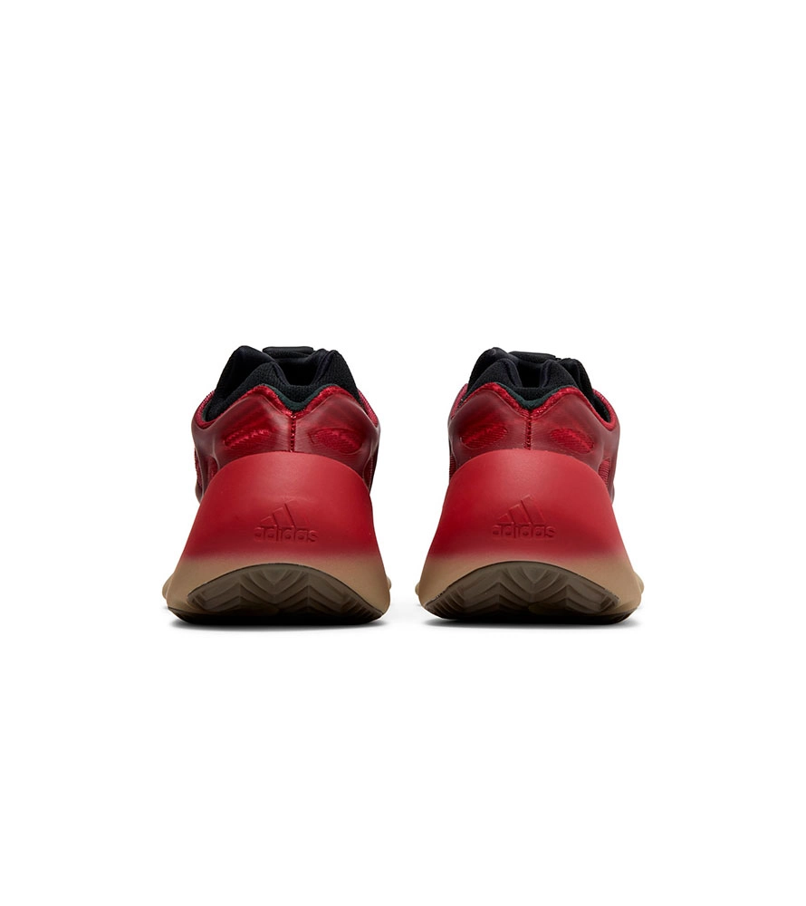 Кроссовки Adidas Yeezy 700 V3 Fade Carbon — изображение 3