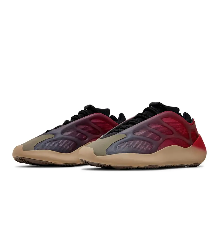 Кроссовки Adidas Yeezy 700 V3 Fade Carbon