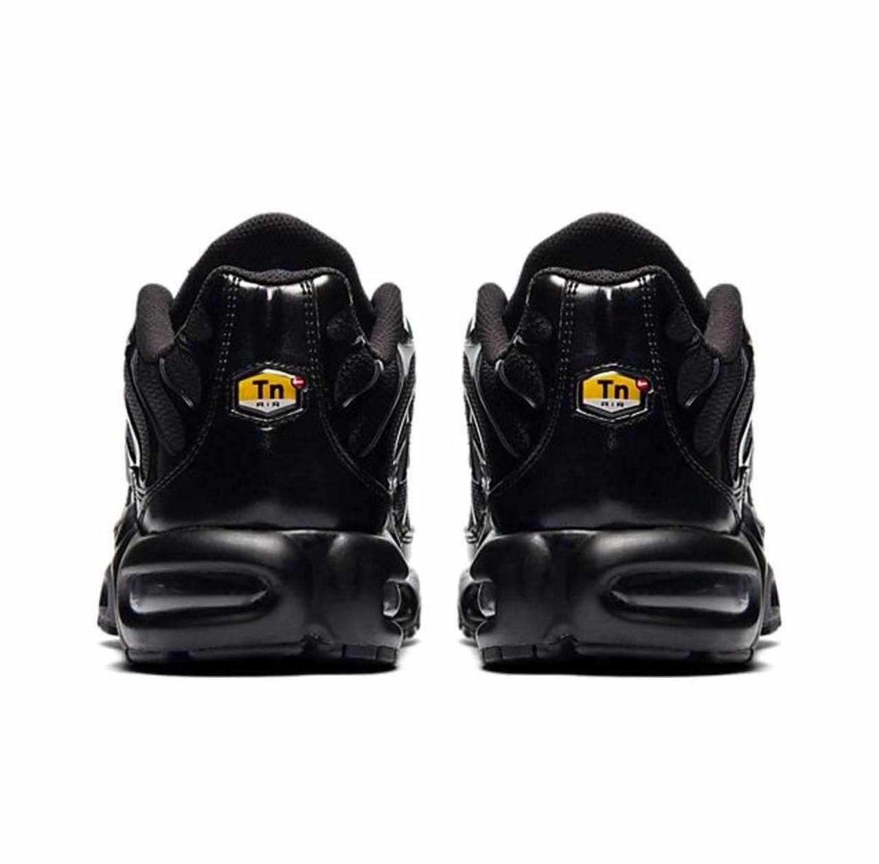 Кроссовки Nike Air Max Plus TN — изображение 4