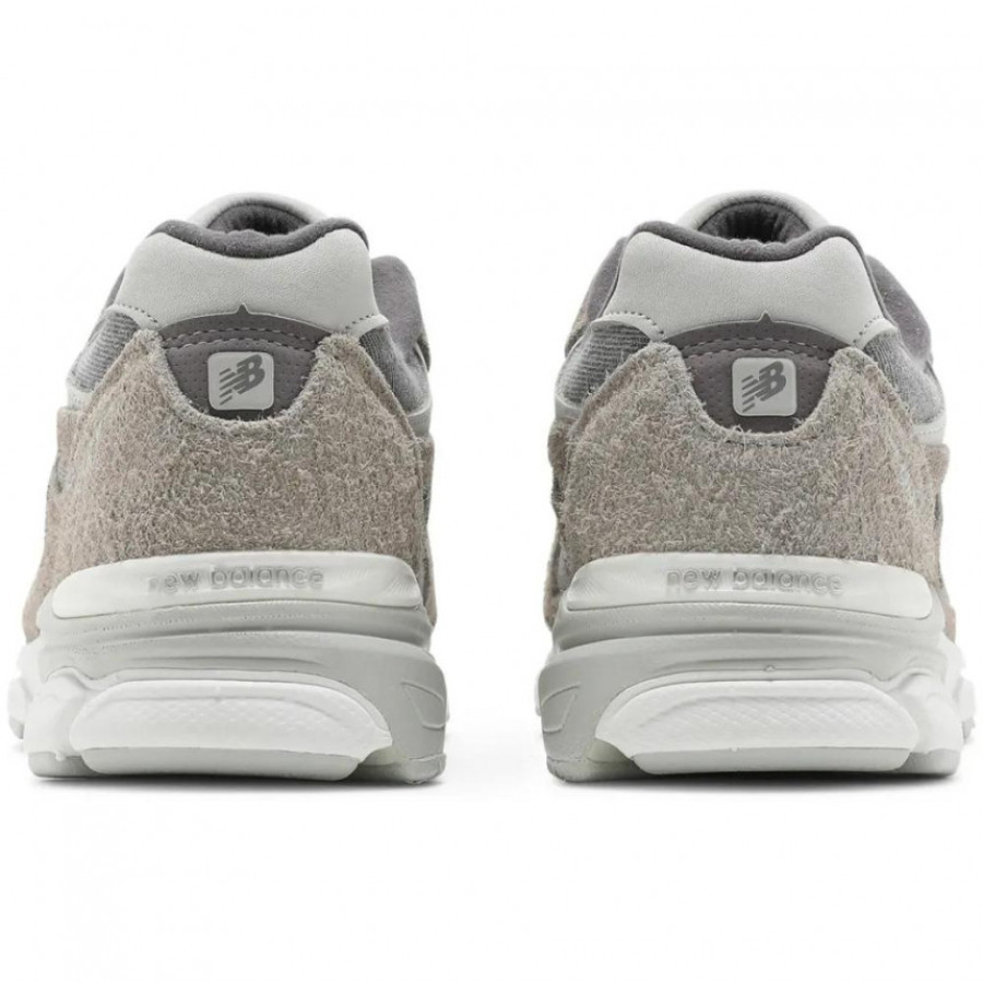 Кроссовки New Balance 990v3 x Levi's — изображение 4