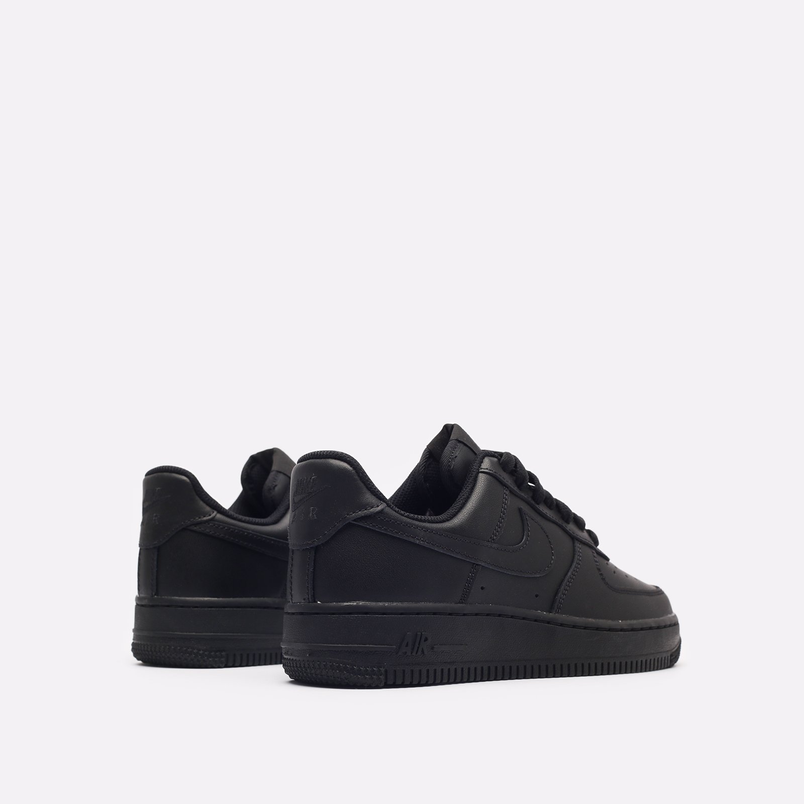 Nike Air Force 1 Low Triple Black — изображение 3